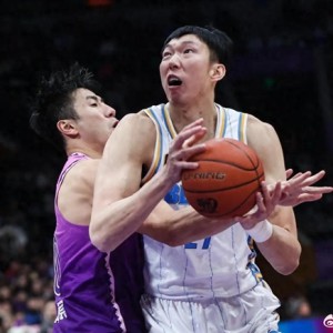 kaiyun官网-不提徐杰，不提胡明轩！周琦公开夸两后卫，赵睿首选不是北京队|赵继伟|新疆|北京首钢|新疆男篮|NBL_新浪体育_新浪新闻