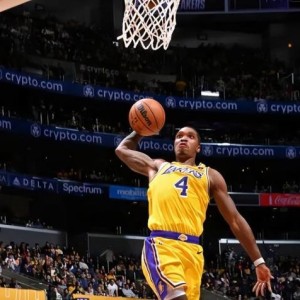 开云体育官网-沃克解除束缚更凶猛 变湖人三巨头好帮手